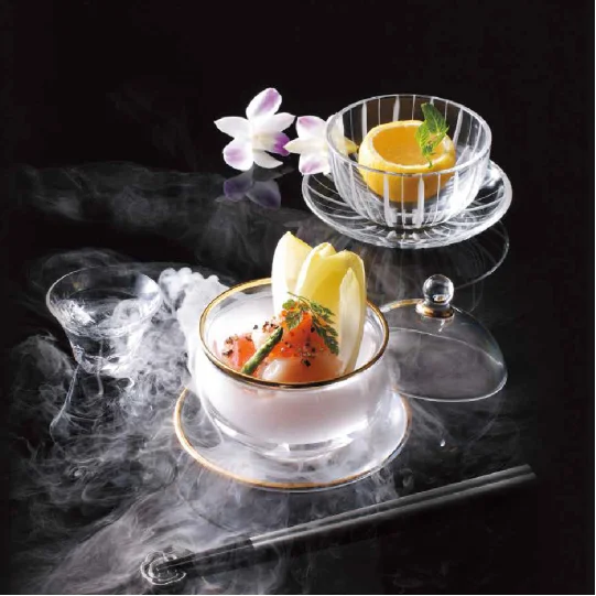 Aoyame Glass Img Text 2