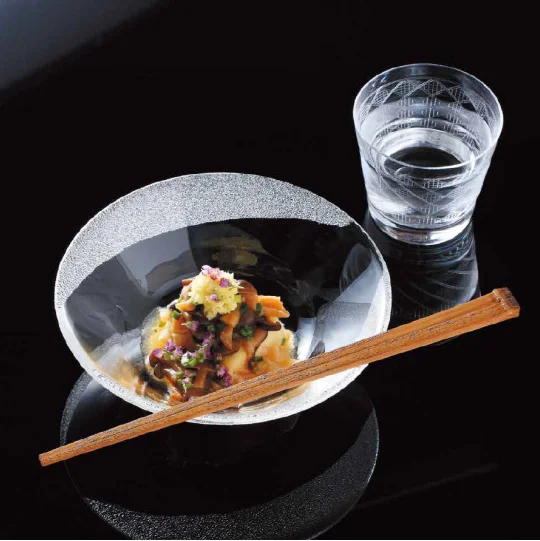 Aoyame Glass Img Text 3